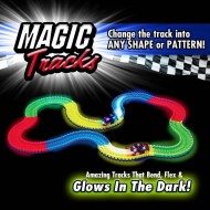 Pista luminoasa si flexibila pentru masinute Magic Tracks 220 piese